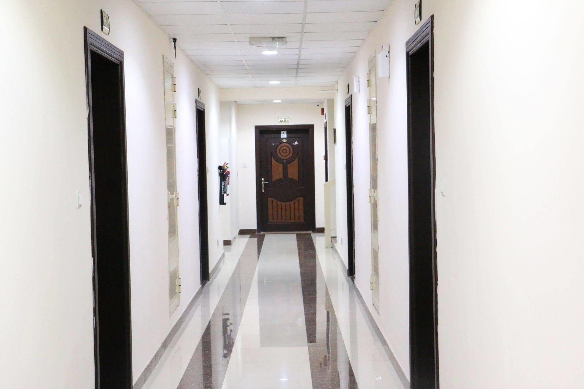 ראס אל חאימה Al Nakheel Hotel Apartments מראה חיצוני תמונה