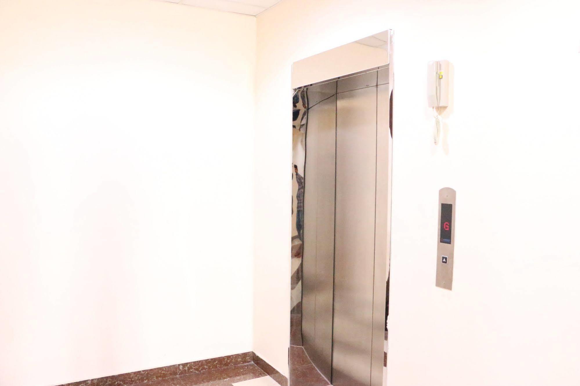 ראס אל חאימה Al Nakheel Hotel Apartments מראה חיצוני תמונה